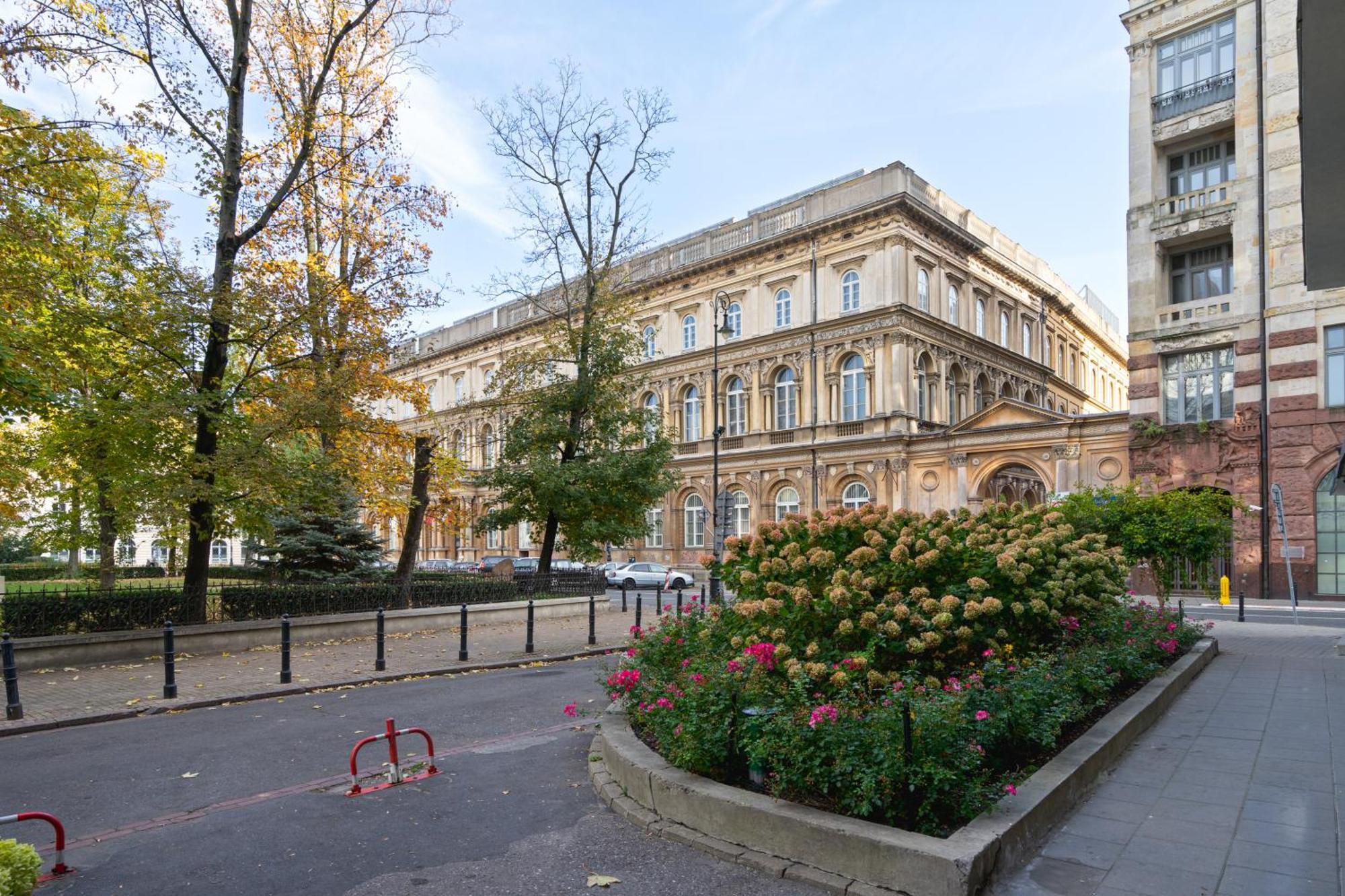 Central Warsaw Apartment - Great Location- Warsaw Stays-Kredytowa Luaran gambar